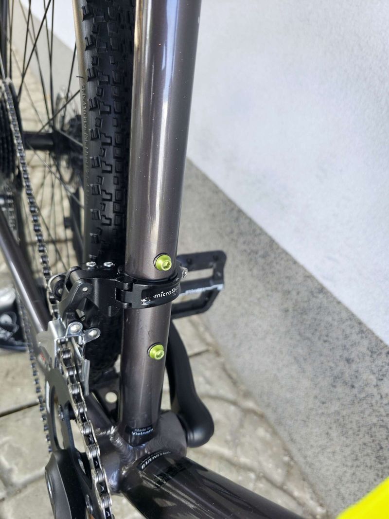 Krosové kolo Specialized CrossTrail Sport 2020 28″