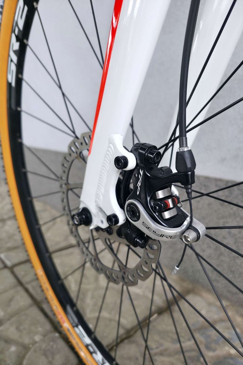 Elektrokolo Giant Road E+ 2 28″