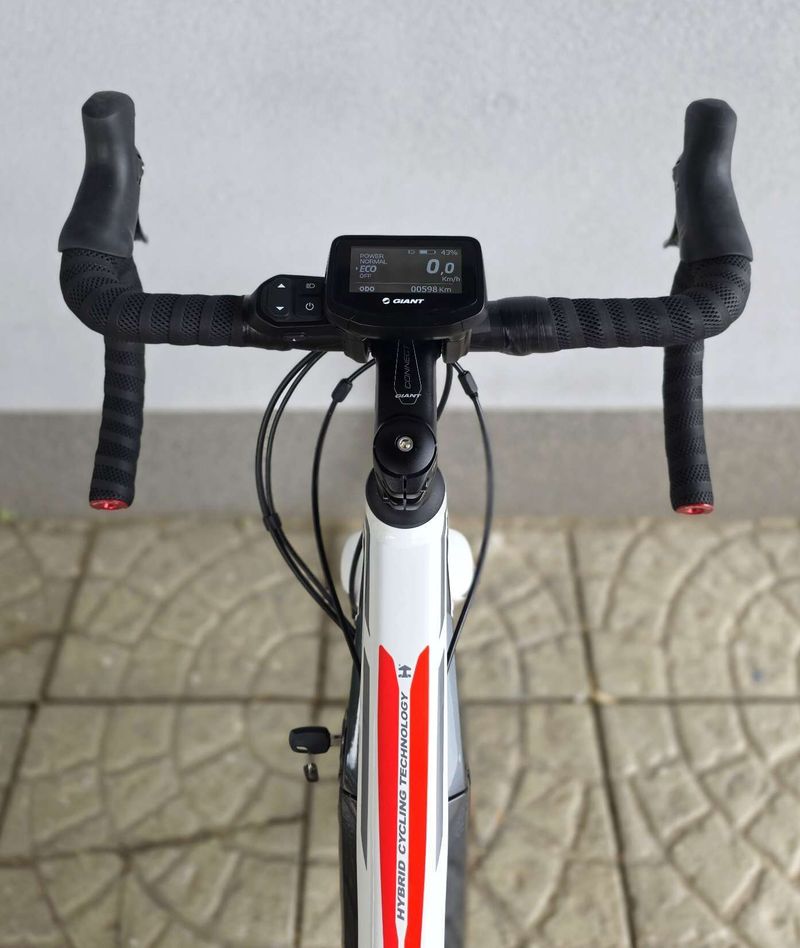 Elektrokolo Giant Road E+ 2 28″
