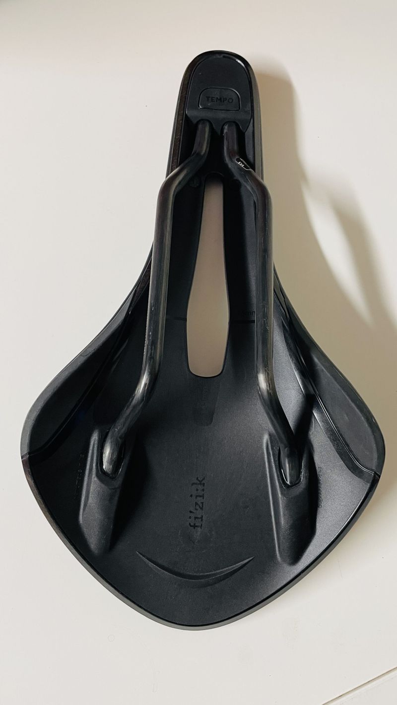 Sedlo FIZIK Tempo Aliante R1 - 145mm