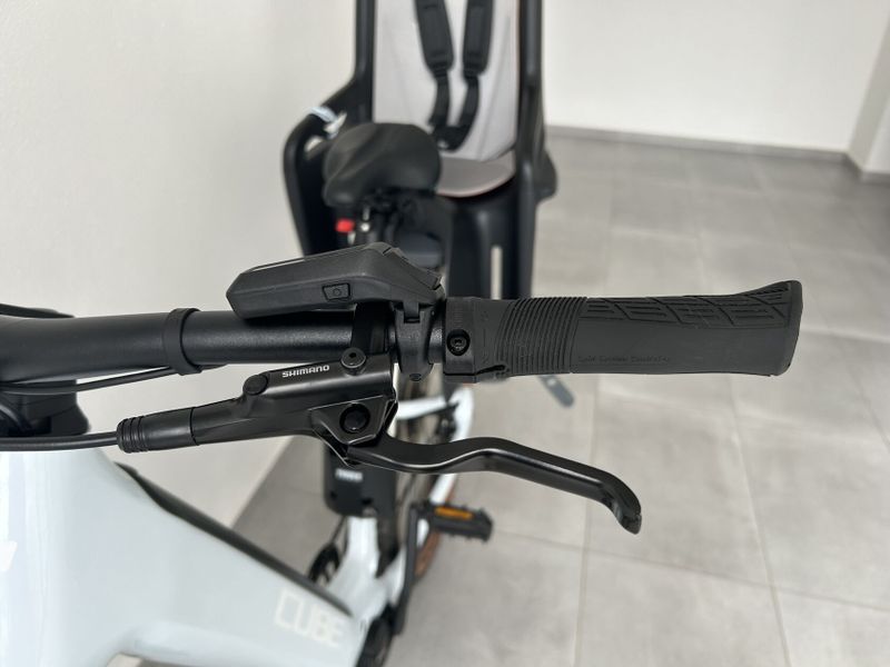 Cube reaction hybrid pro 625