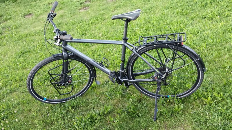 Cestovní kolo Cube Touring