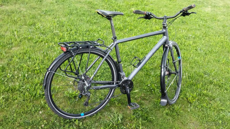 Cestovní kolo Cube Touring