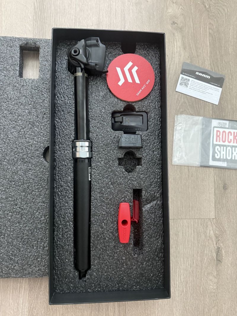AXS reverb rockshox sedlovka 31,6/125mm