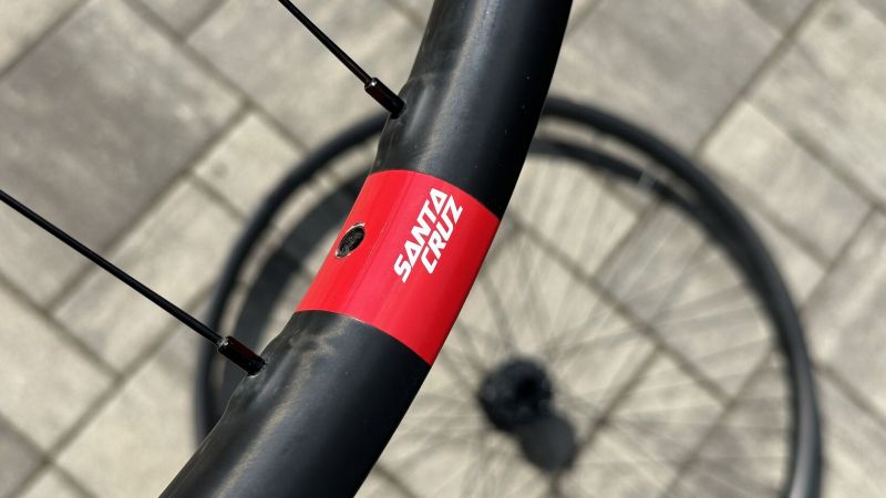 Zapletená 29" MTB karbonová kola Reserve 25