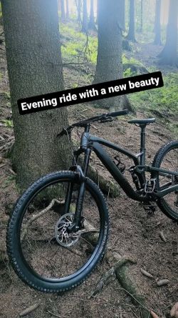 Trek Fuel EX 7 Deore/XT Gen 6 Matte Dnister Black (Vel. M/L)