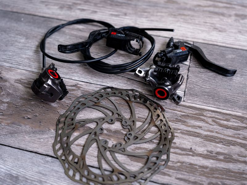 Magura MT8 Pro SL + SwissStop destičky + Magura kotouče 160/180mm