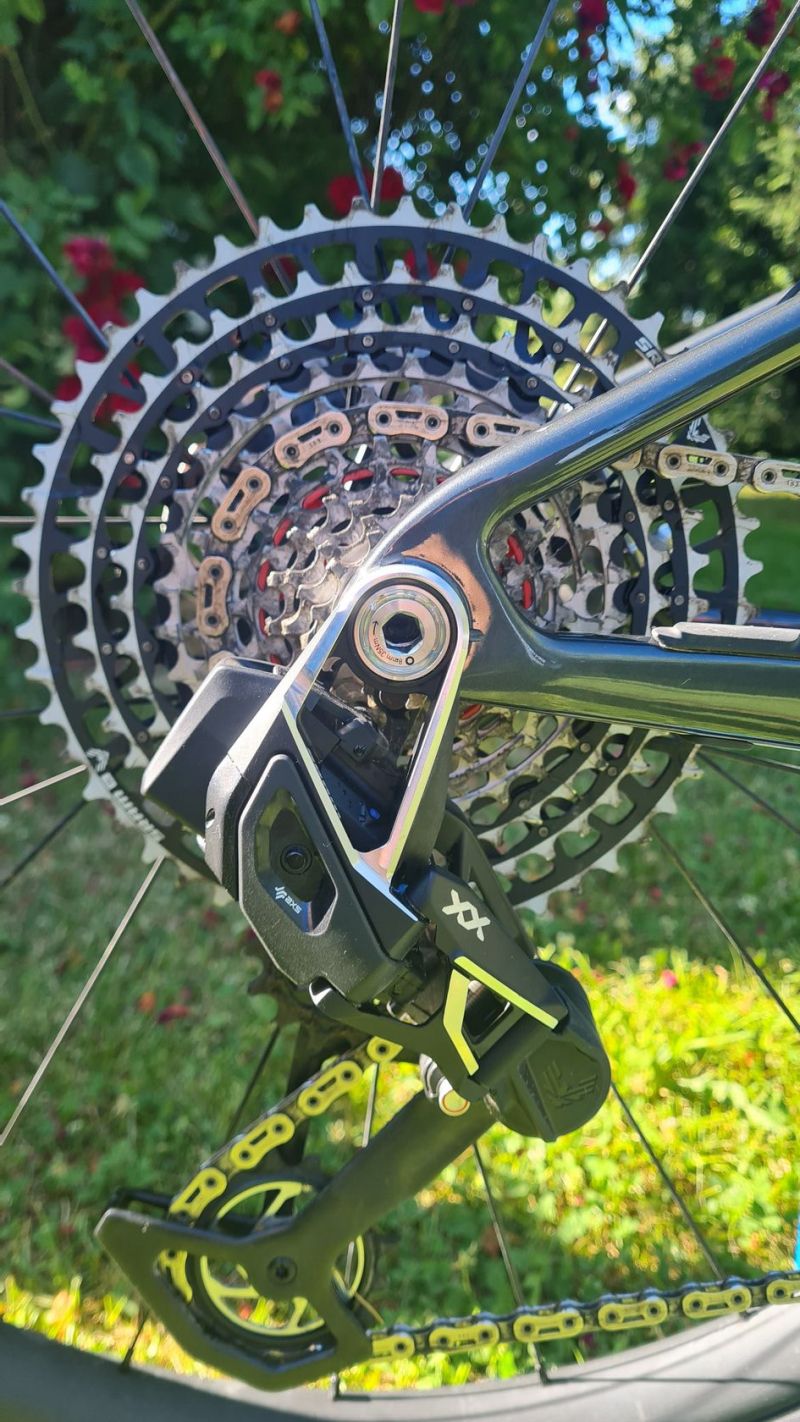 Trek silniční kolo Madone SLR 7 AXS, Gen. 8 vel.M P1/ 2025 + upgrade