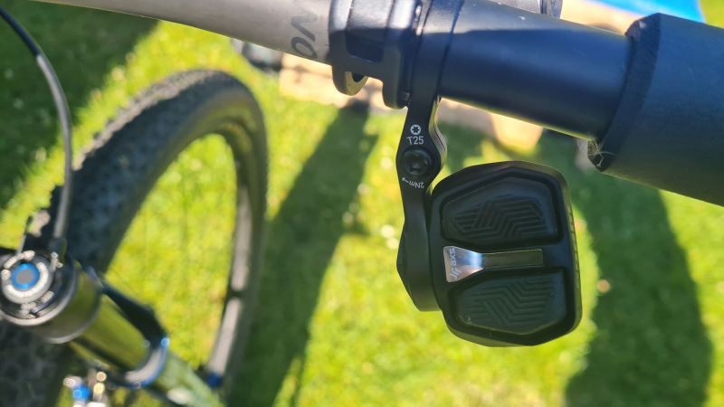 Trek silniční kolo Madone SLR 7 AXS, Gen. 8 vel.M P1/ 2025 + upgrade