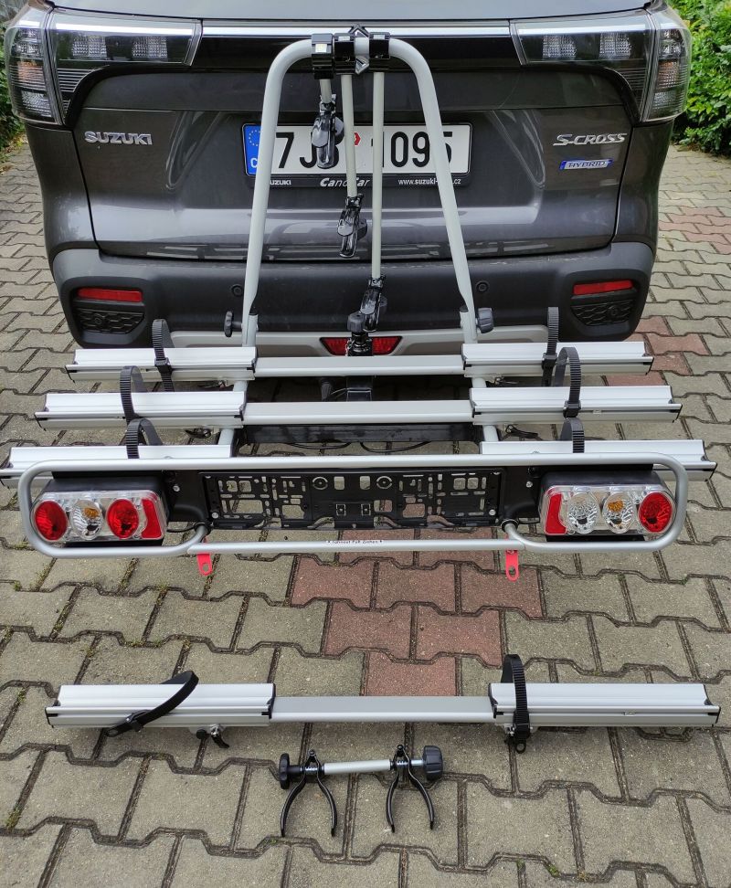 Nosič kol na tažné zařízení Wjenzek Variant 3+1