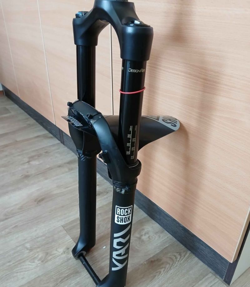 Vidlice Rockshox Yari RC 29" 160mm