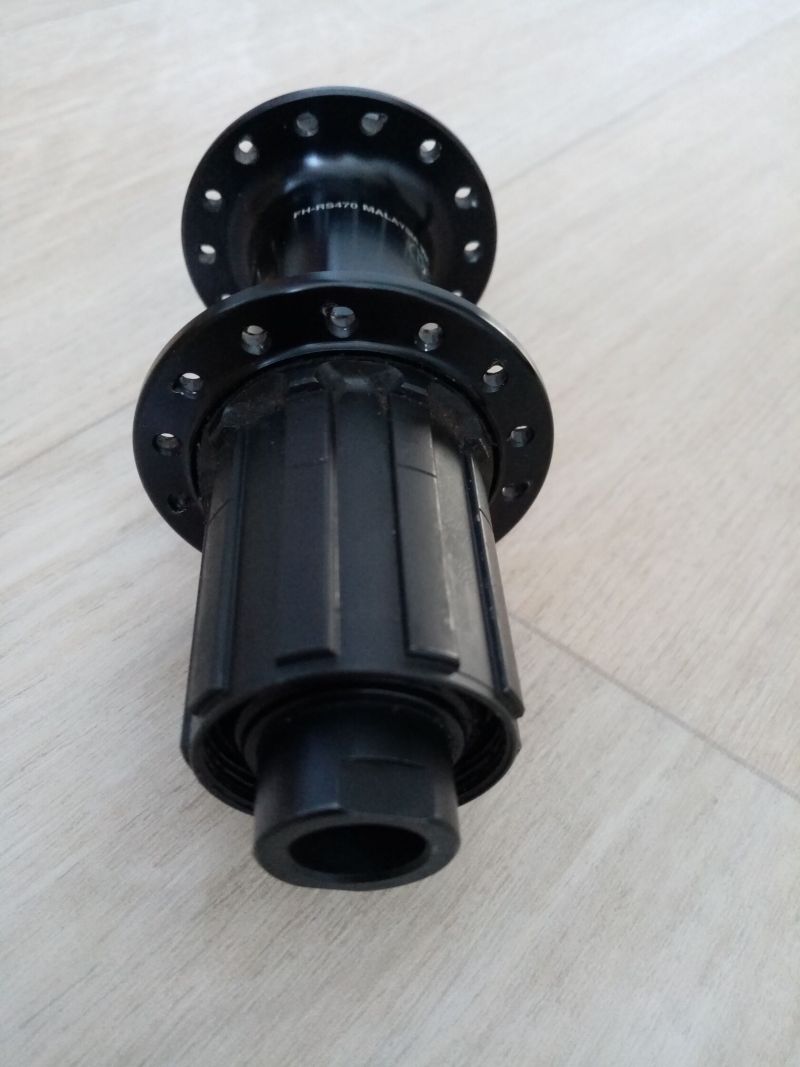 Náboj zadní Shimano FH-RS470
