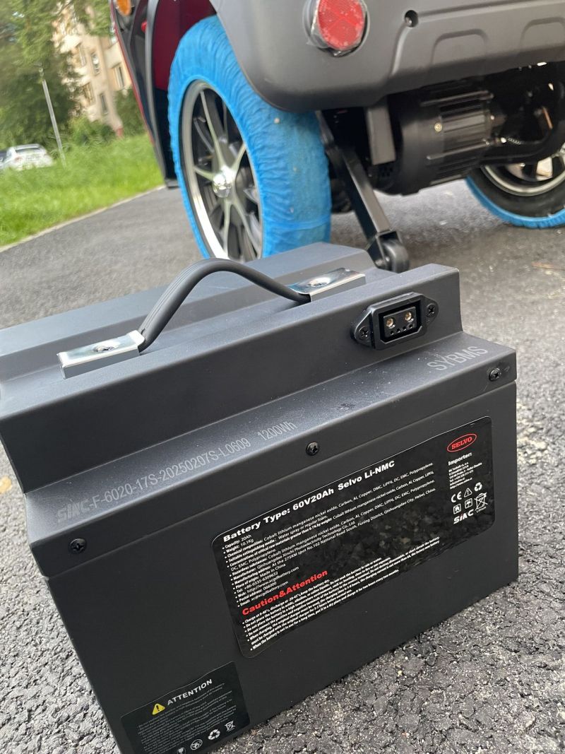 Elektro tříkolový vozík s Li-Ion baterií 
