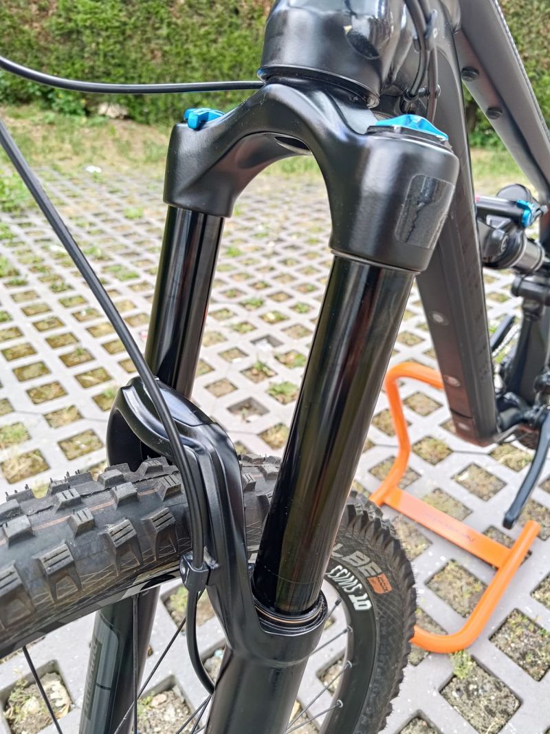 Canyon Spectral AL 6.0 vel. 2020 (vel.M)