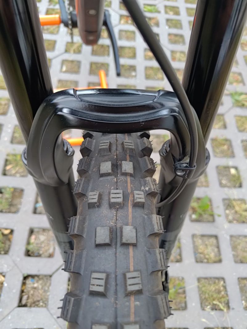 Canyon Spectral AL 6.0 vel. 2020 (vel.M)
