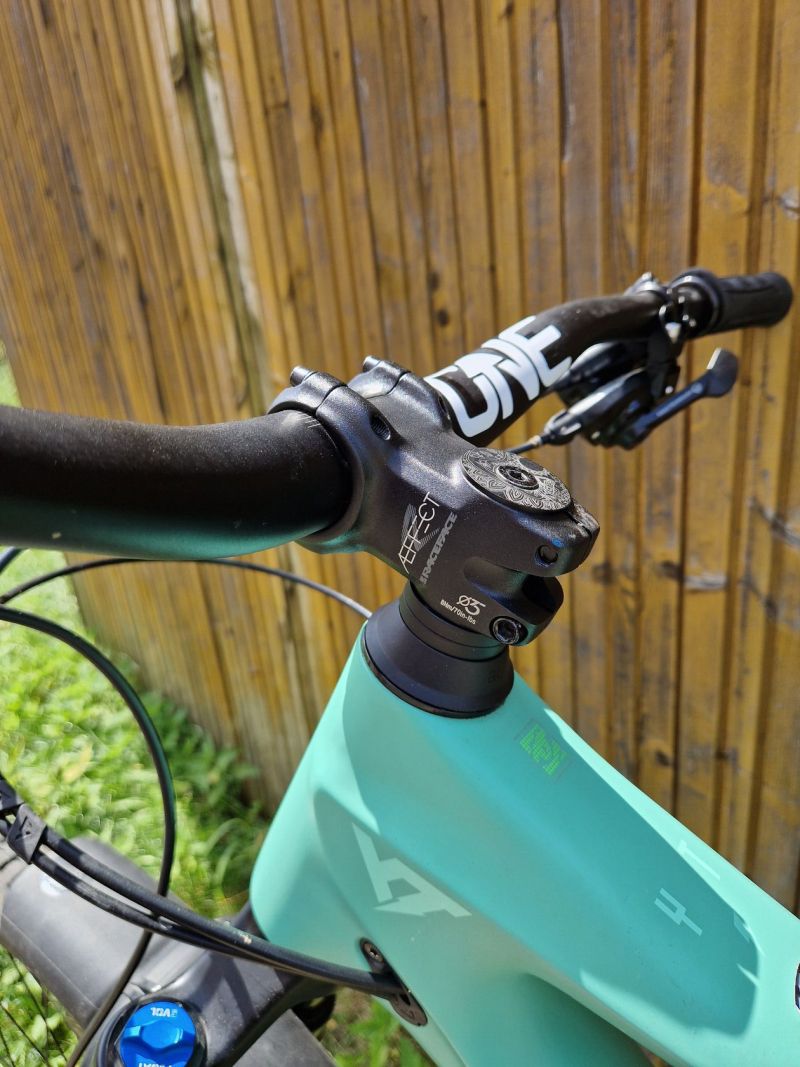 YT Izzo CORE 2 Wasabi green XL