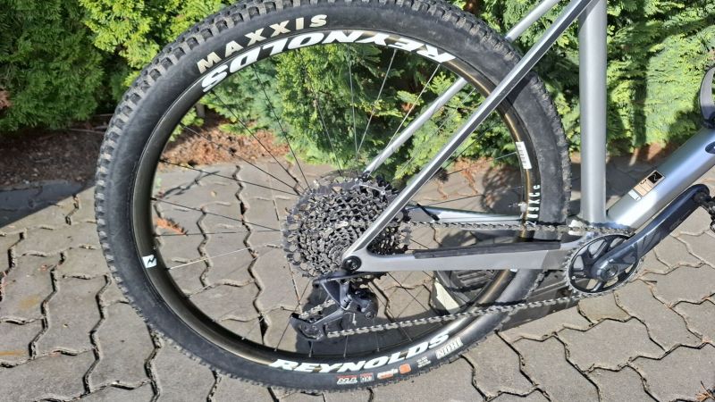 Canyon Exceed CF 7