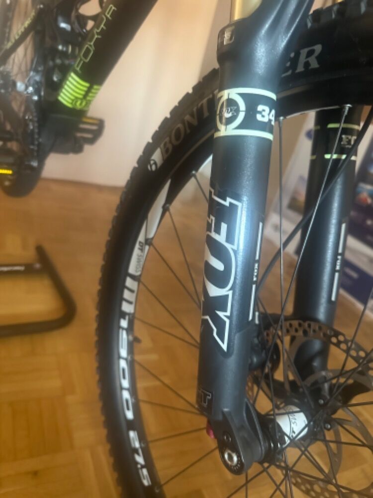 Mondraker Foxy R Carbon