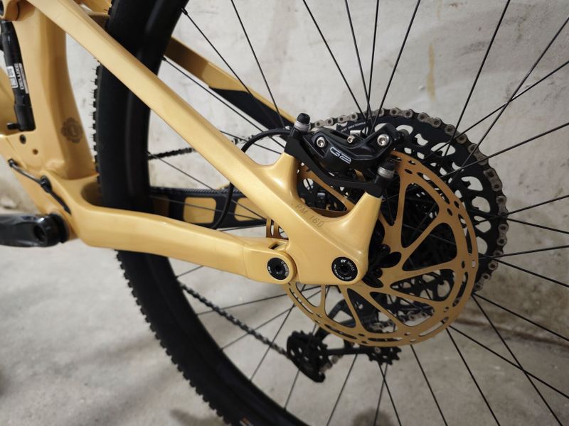 YT Izzo CORE 3 Carbon 29 AXS