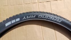 Prodám 2 pláště 29"x 2,25 SCHWALBE RACING RAY a RACING RALPH