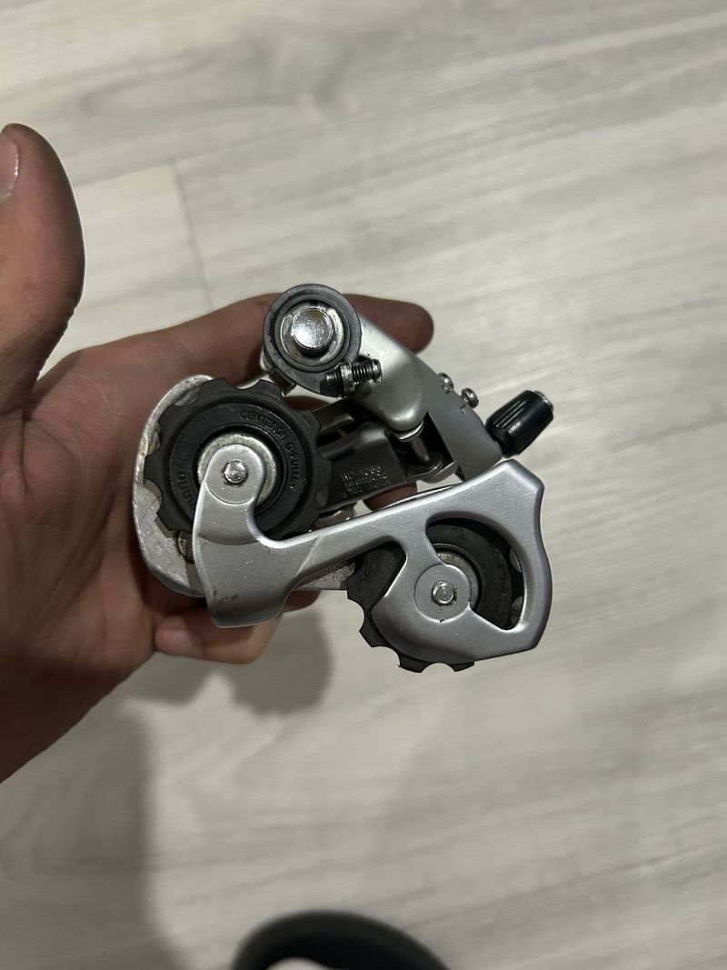 sada Shimano 105 - nekompletni