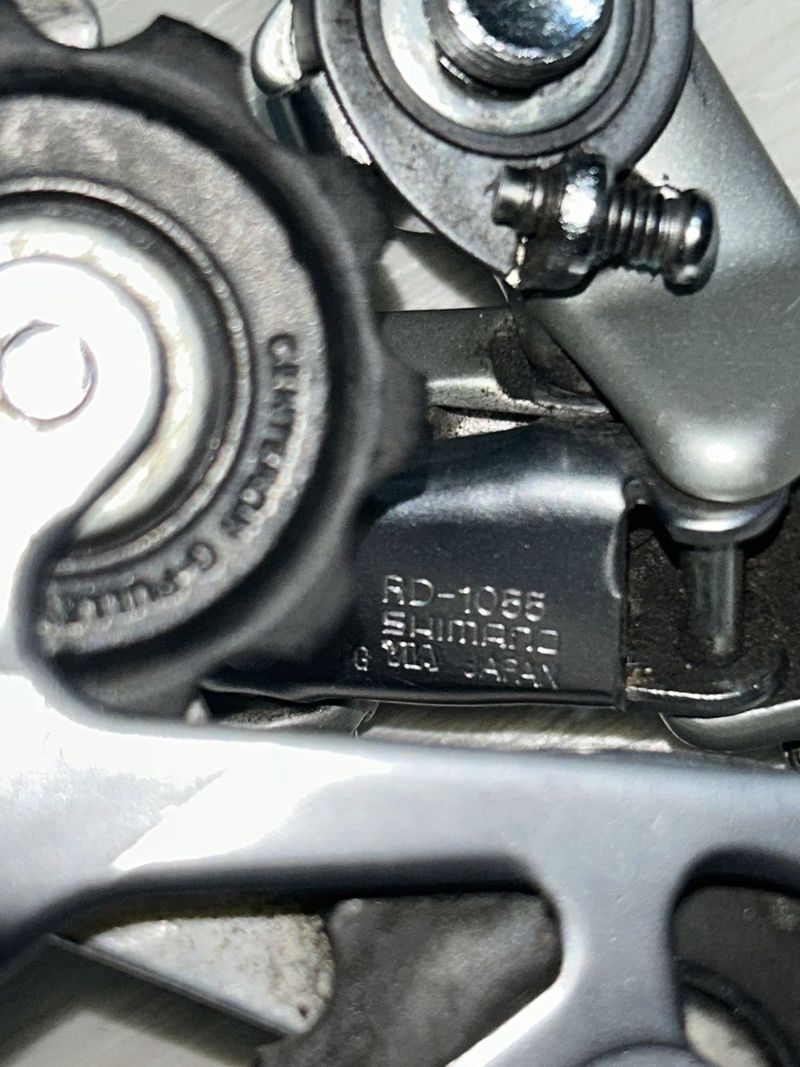 sada Shimano 105 - nekompletni