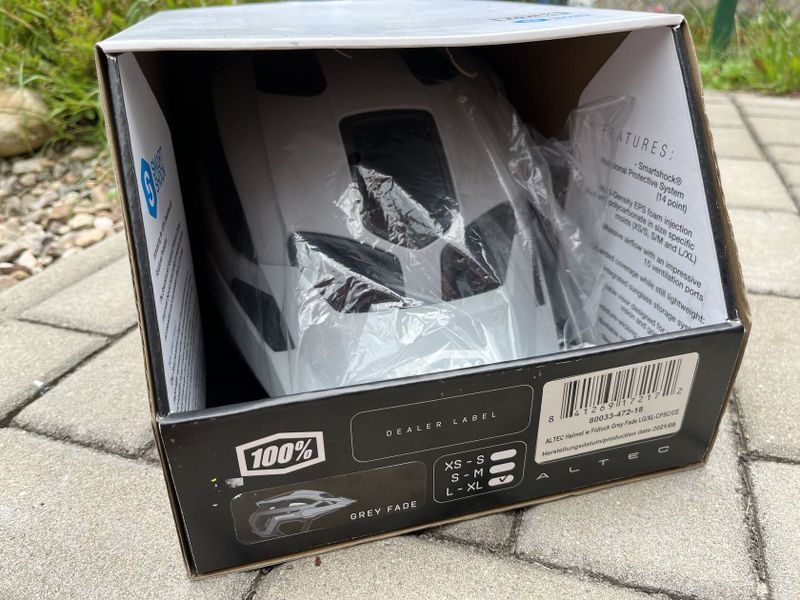 Přilba 100% Altec Fidlock