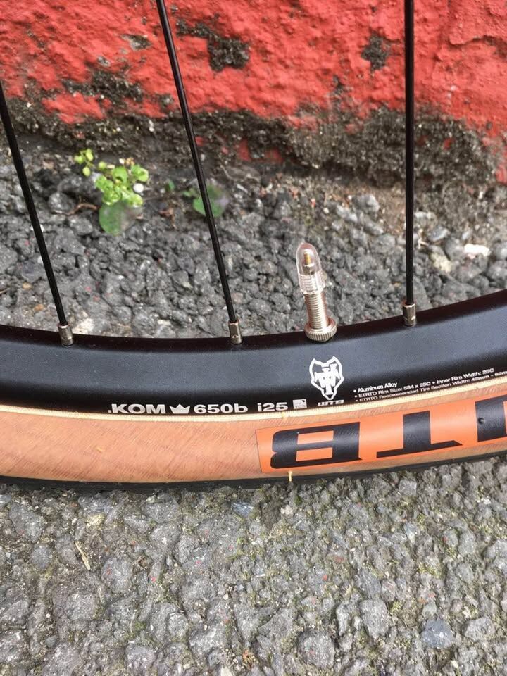 WTB KOM i25 Zapletená kola 650b 27,5