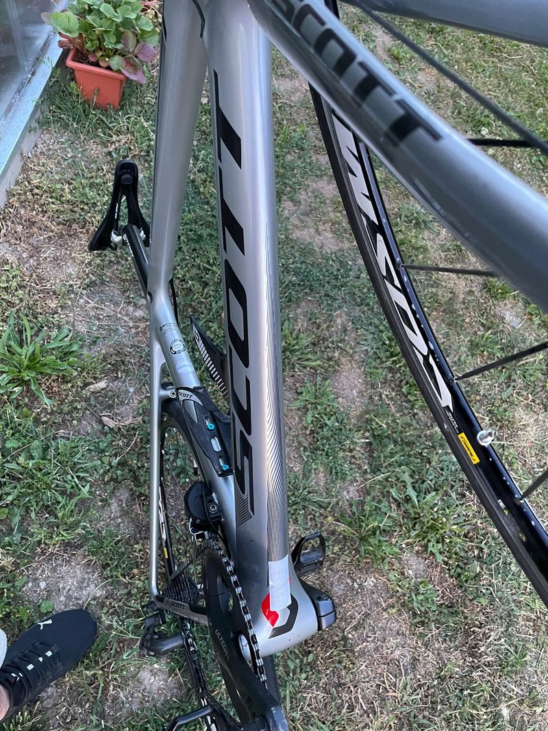 Scott FOIL 15 - Ultegra DI2 2012