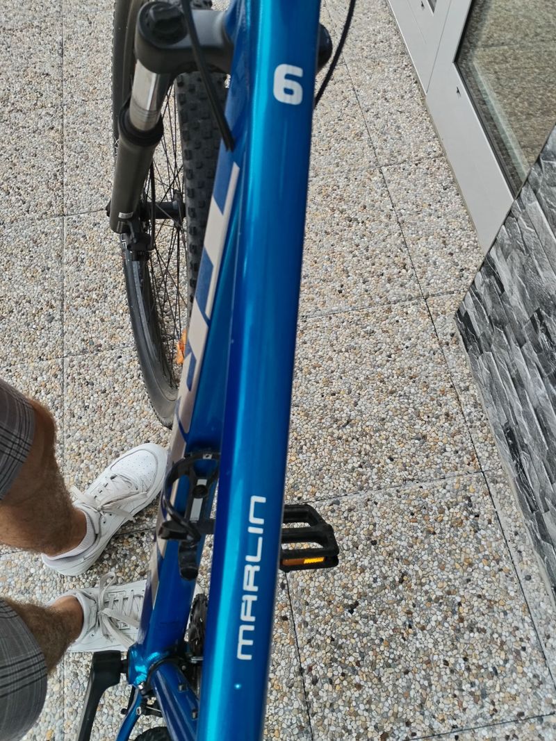 Trek Marlin 6 - horské kolo