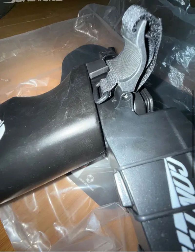 pitný režim na triatlonová řídítka s držákem Garmin 