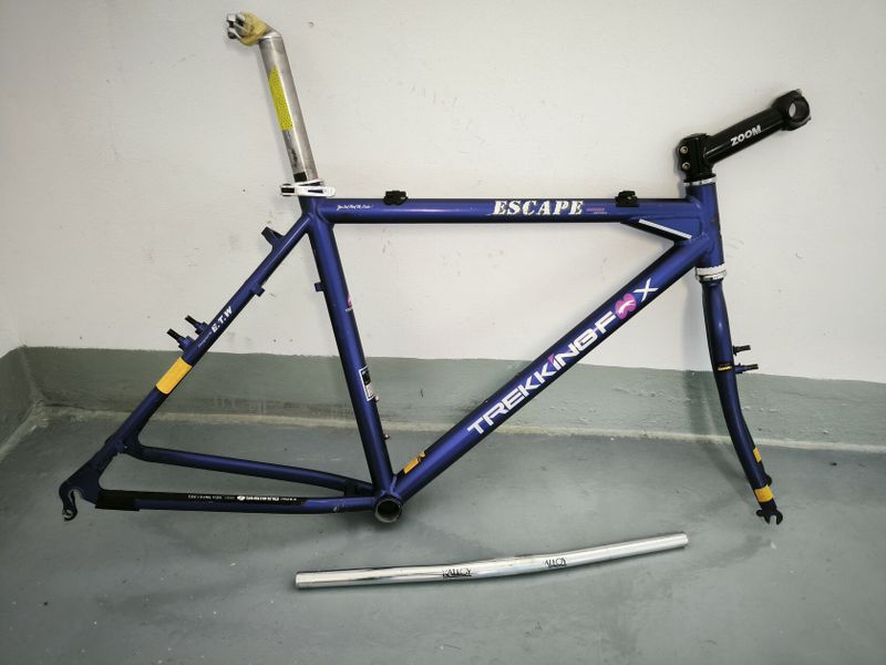 ALU 26 rám Trekking Fox Escape 19"