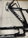 Rámová sada carbon SCOTT SCALE RC SL HMX 2025 velikost S + vidlice + carbon řidítka, sedlo, představ