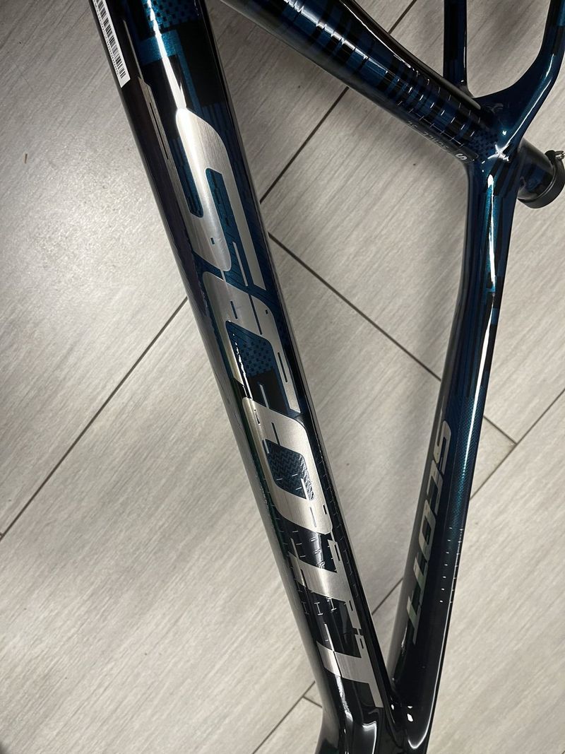 Rámová sada carbon SCOTT SCALE RC SL HMX 2025 velikost S + vidlice + carbon řidítka, sedlo, představ