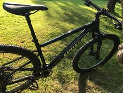 NOVÝ Santa Cruz Highball R