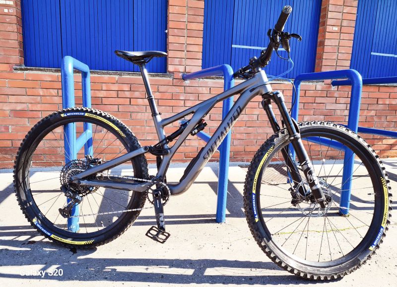 Specialized STUMPJUMPER Evo Alloy model 2023