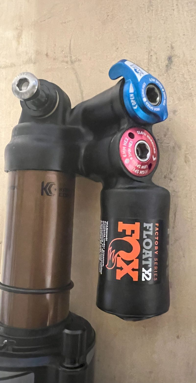 Fox Float X2 RVS Racing Factory Lockout tlumič M210x55 mm