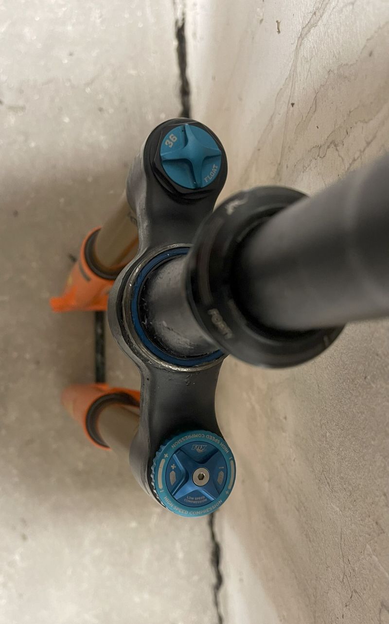Vidlice FOX 36 160mm FLOAT Factory Grip2 27,5 "Boost 2020