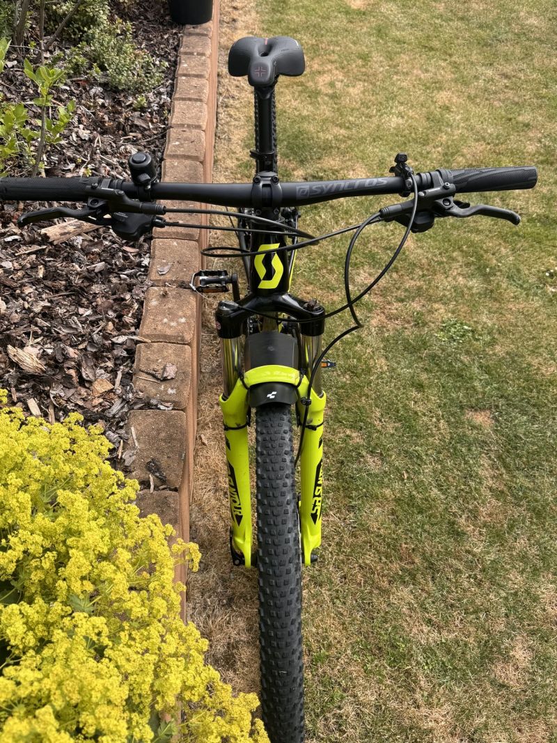 Scott Scale 940 vel M 44