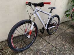 Lehké horské kolo No Saint 26”
