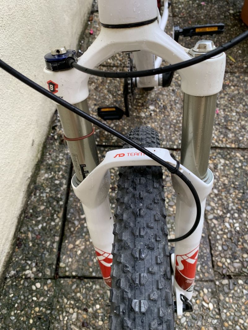 Lehké horské kolo No Saint 26”