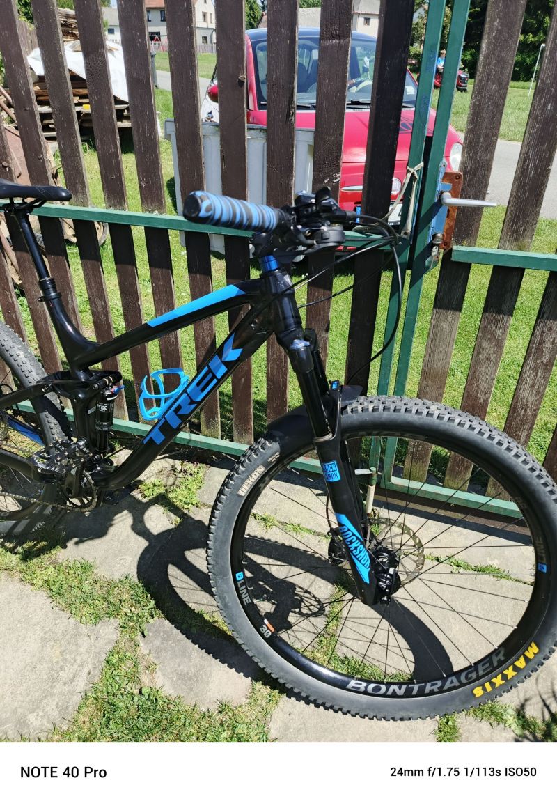Celoodpružené kolo Trek Fuel Ex 7