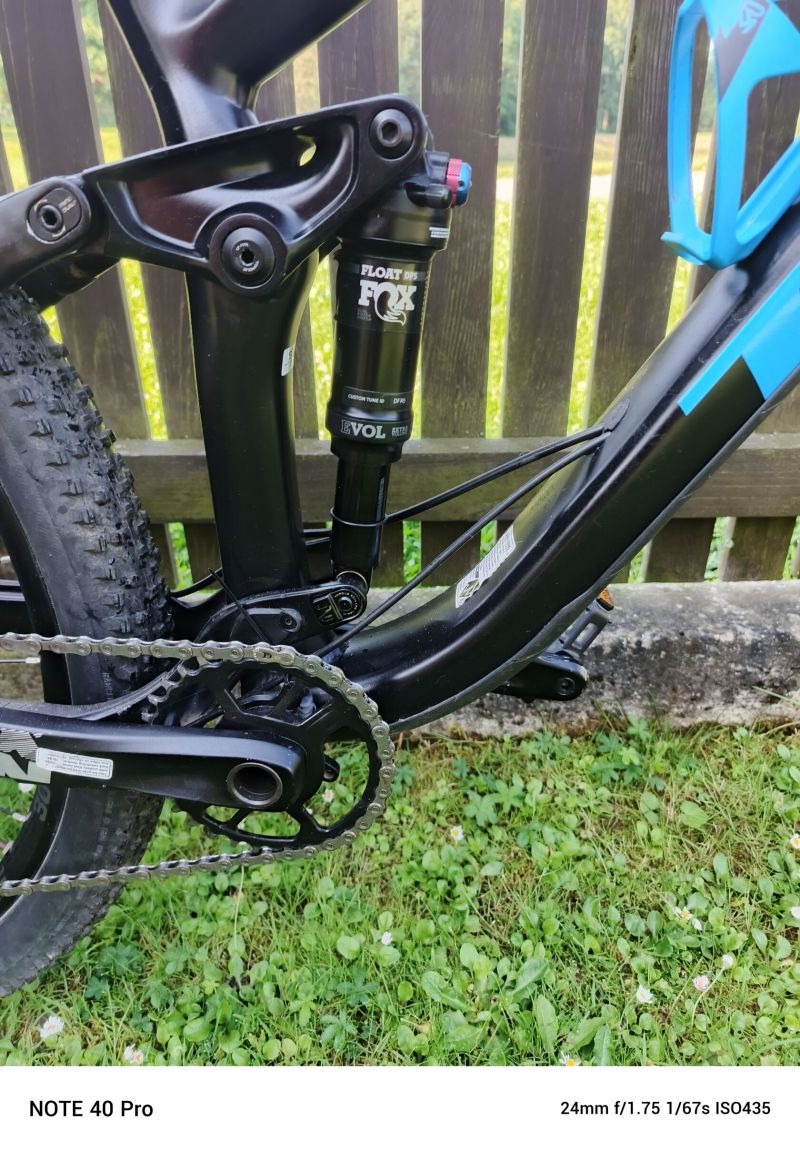 Celoodpružené kolo Trek Fuel Ex 7