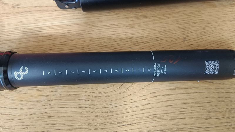Teleskopická sedlovka 31,6 FOX CUBE SDG SYNCROS BikeYoke