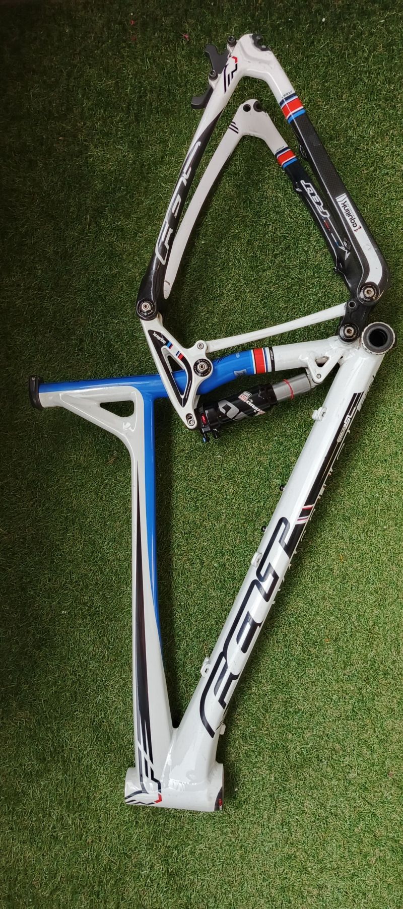 Felt Virtue Expert L -26