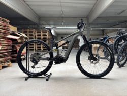 Lehký e-trailbike Cannondale Habit NEO 2