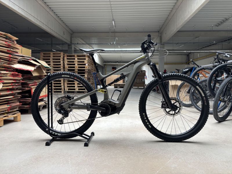 Lehký e-trailbike Cannondale Habit NEO 2
