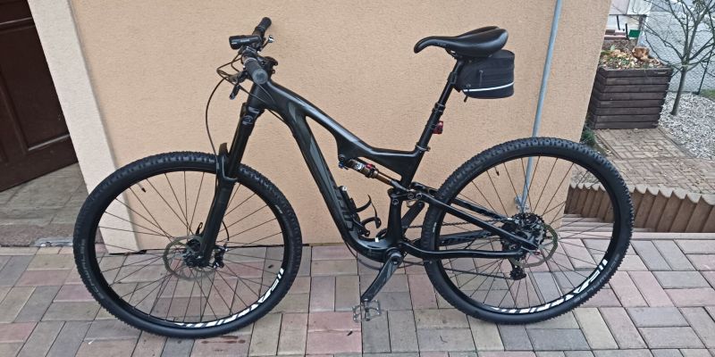 Specialized Stumpjumper Evo carbon 