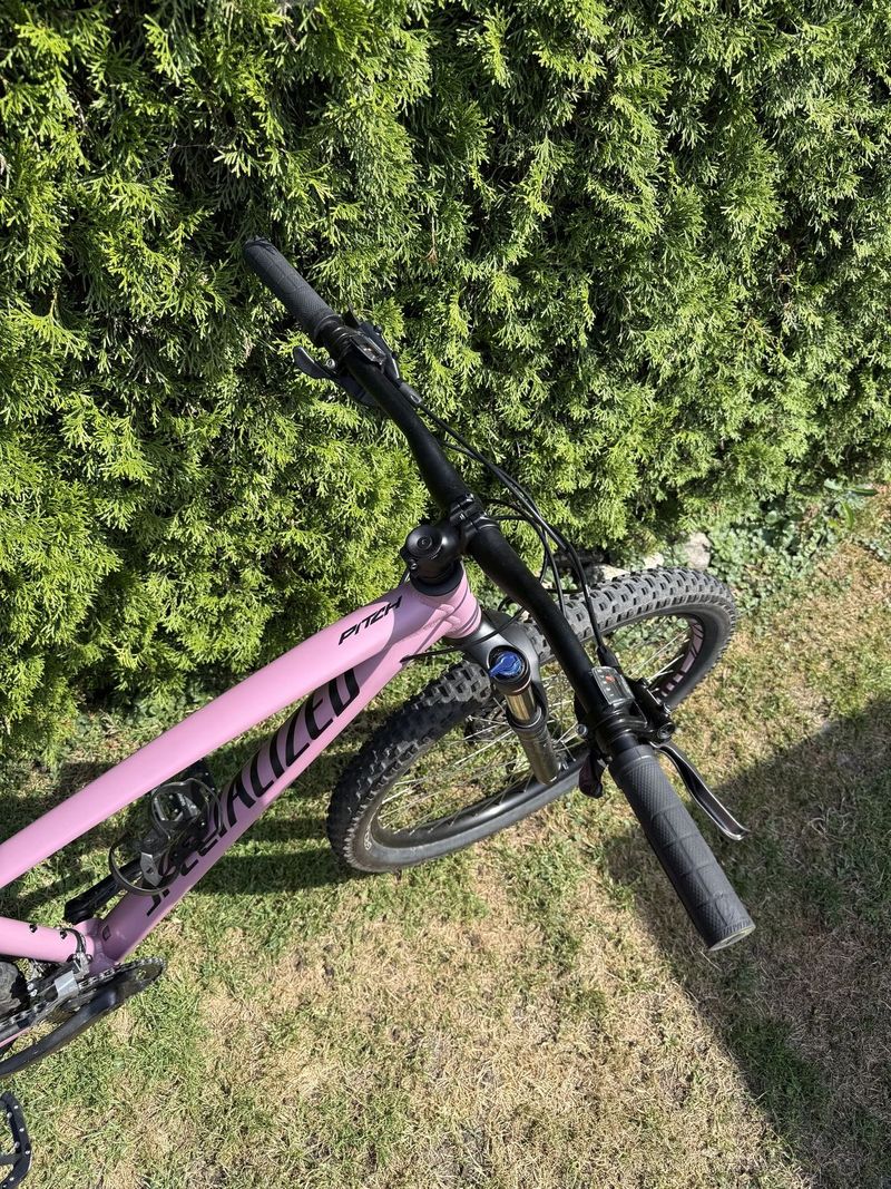 Zánovní kolo - Specialized Pitch 27 5 Sport