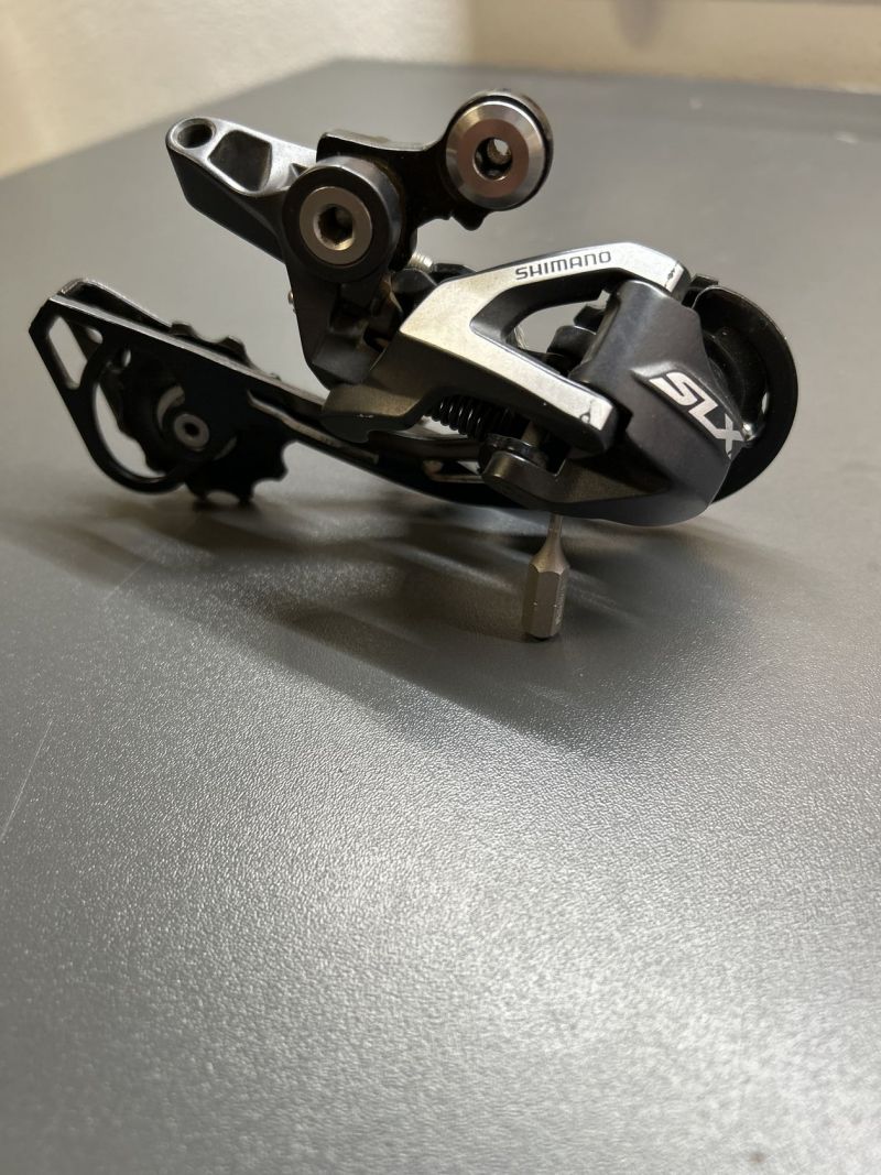 Přehazovačka Shimano SLX RD-M670